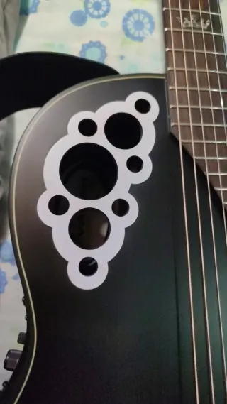 Guitarra Ovation Elite como nueva