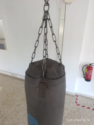 Saco de boxeo gris Decathlon Domyos