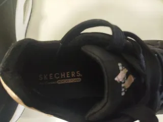 Zapatillas Skechers Niña Negras y Doradas