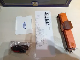 LOCOMOTORA 311 RENFE MABI H0 LIMA / ELECTROTREN