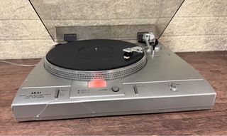 Giradischi Akai AP-D30C trazione diretta