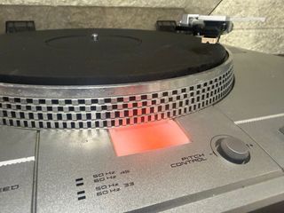 Giradischi Akai AP-D30C trazione diretta