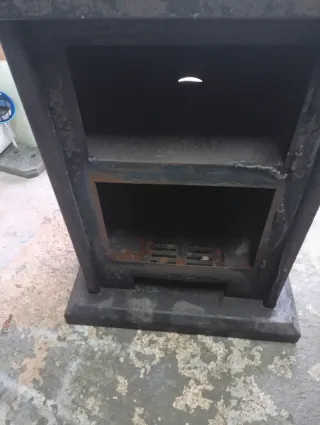 Estufa Juan Panadero con horno para reparar