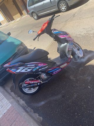 Yamaha Jog RR 50cc Scooter