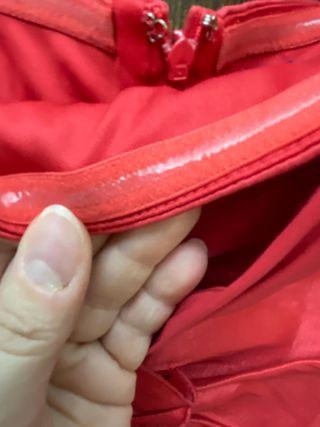 Vestido fiesta palabra de honor rojo flores