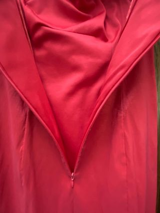 Vestido fiesta palabra de honor rojo flores