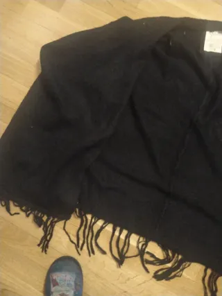 Poncho negro manga corta