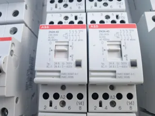 Lote material cuadro eléctrico PIA, diferencial...