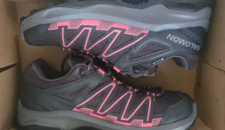 Salomon GoreTex Trekking talla 40 nuevas