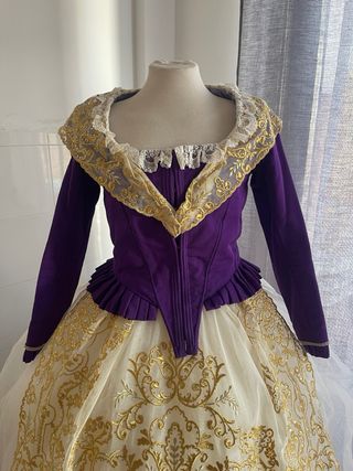 Traje de Fallera Morado y Azul