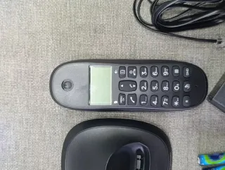 Teléfono fijo Motorola inalámbrico negro