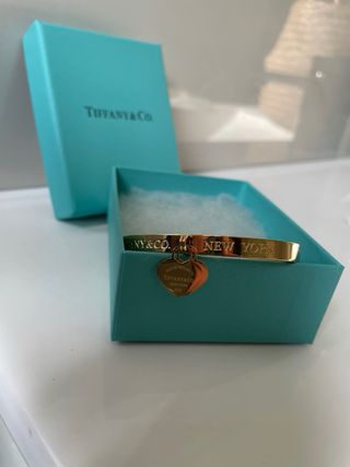 Bracciale Tiffany & Co. con doppio ciondolo