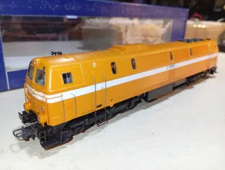 LOCOMOTORA 333 RENFE COMSA ROCO H0