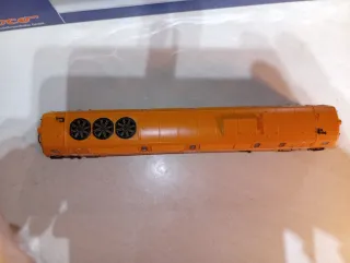 LOCOMOTORA 333 RENFE COMSA ROCO H0