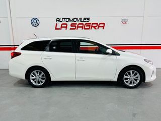 Toyota Auris 130 Business Touring Sports