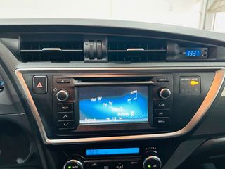 Toyota Auris 130 Business Touring Sports