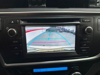 Toyota Auris 130 Business Touring Sports