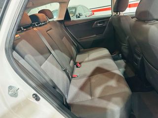 Toyota Auris 130 Business Touring Sports