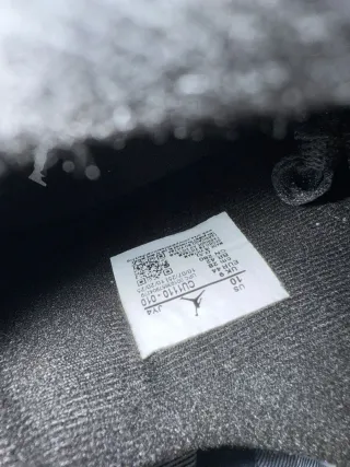 Jordan 4 Black Cat (2020)