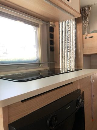 Caravana Adria Aviva 360 DK