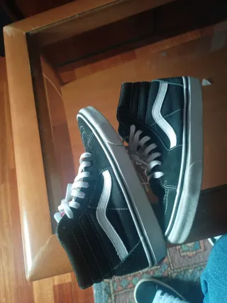 Vans caña alta negras T39