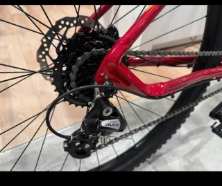 BH Spike 2.5 Talla M - Nueva 2025