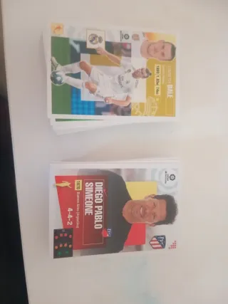 Lote 147 cromos ESTE 20/21