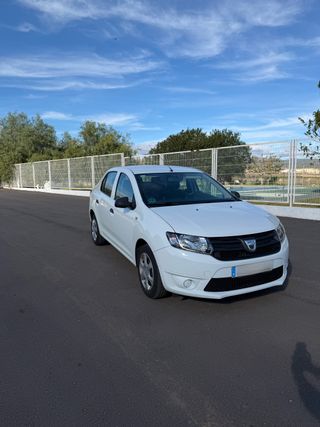 Alquiler Dacia Logan