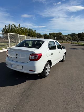 Alquiler Dacia Logan