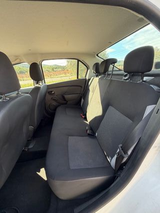 Alquiler Dacia Logan