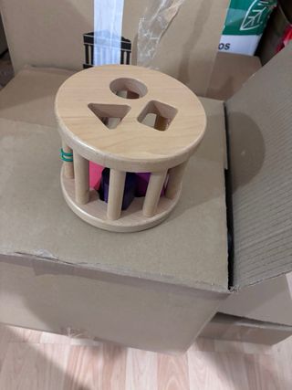 Varios tipos juguetes bebe y niños