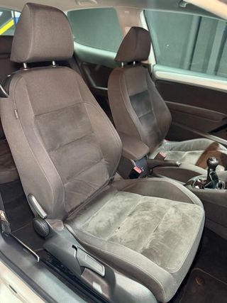 VOLKSWAGEN Golf VI 1.6 TDI 105cv DPF Advance