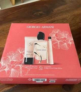 Caja de regalo Armani. Set mujer Armani.