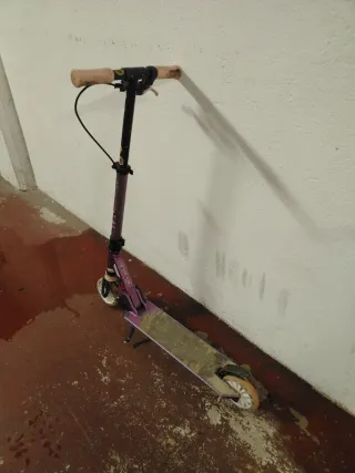 Patinete infantil morado