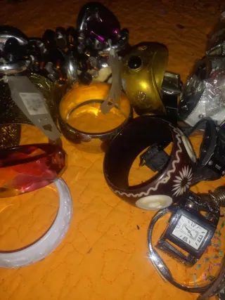 Lote de Relojes y Accesorios