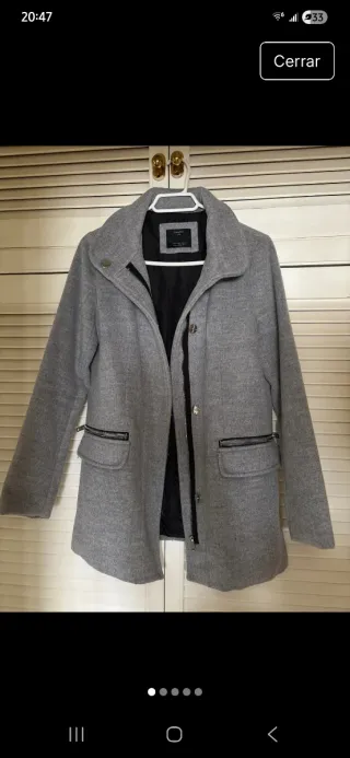 Abrigo de invierno gris