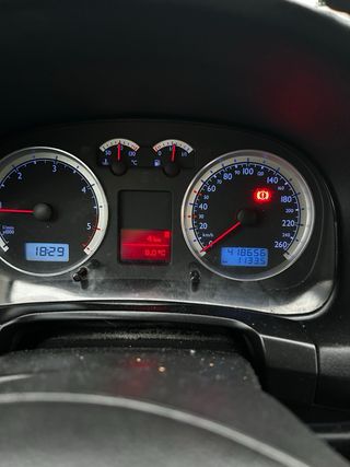 Volkswagen Golf 2003