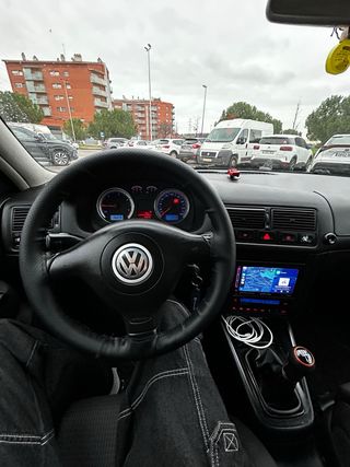 Volkswagen Golf 2003