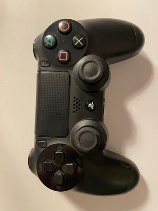 PS4 500GB + 2 Mandos + 5 Juegos