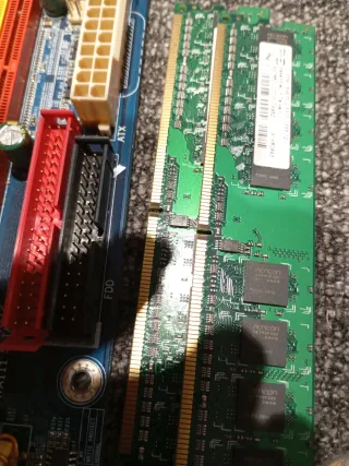 Placa Base Gigabyte GA-81945GMF-RH