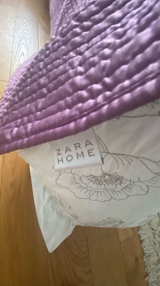 Colcha Zara Home Morada