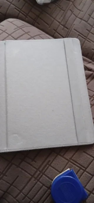 Funda giratoria azul para tablet 9.7