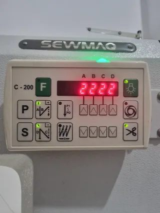 Máquina de coser automática SEWMAG