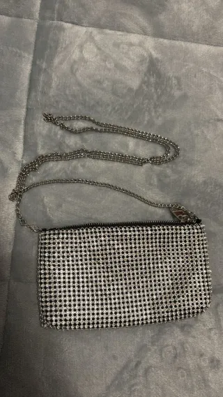 Bolso fiesta STRADIVARIUS plateado