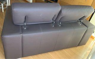 Divano in pelle marrone cioccolato