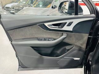 Audi Q7 4.0 TDI SQ7 quattro tiptronic