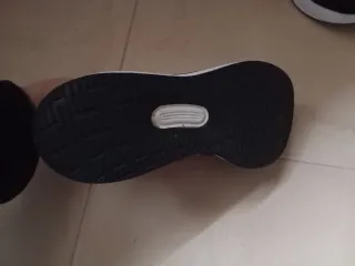 Zapatillas Adidas Negras y Rosas Talla 37.5