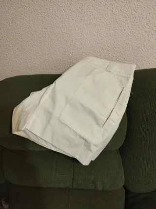 Pantalones cortos beige