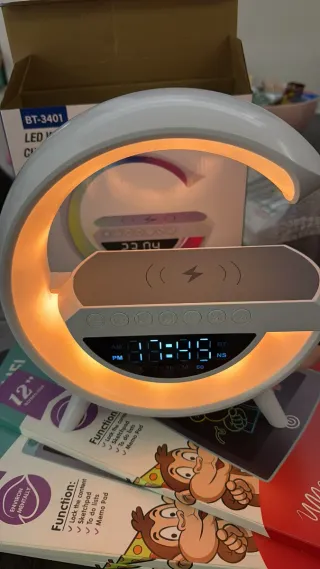 Altoparlante LED Ricarica Wireless BT-3401