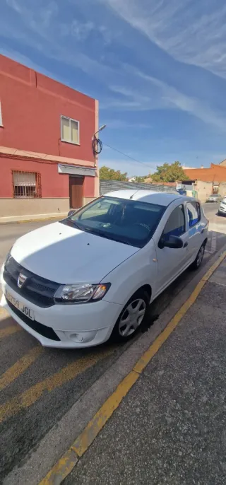 Dacia Sandero 2015